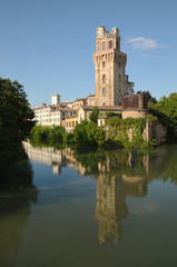 Fototapeta na wymiar Padwa, Włochy. Stary zamek wieża o nazwie 'Specola 