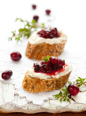 toast with cranberry jam