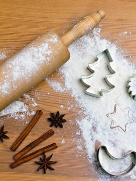 Backen von Plätzchen und Keksen für Weihnachten