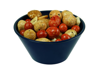 ciotola blu con snack cinesi
