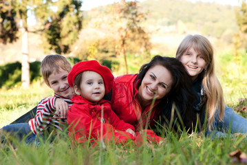 Fototapeta premium Happy family in park
