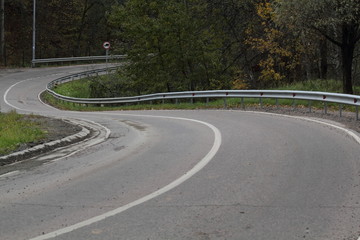 Извилистая дорога