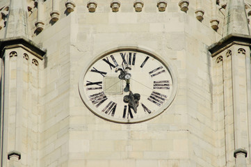Fototapeta na wymiar Wieża zegarowa w Cluj Napoca, Rumunia