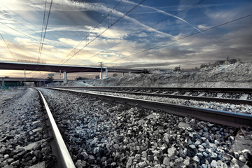 Obraz premium Vias y puente