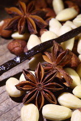 weihnachtliche Backzutaten