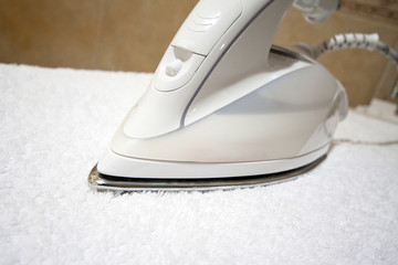 Steam iron
