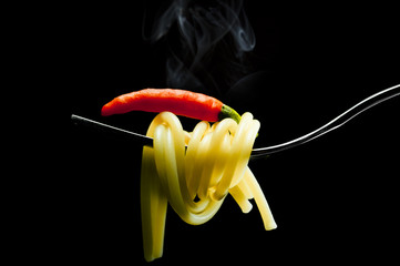 Scharfe dampfende Spaghetti