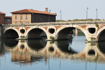 Les arches du Pont Neuf à Toulouse