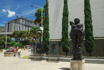 Plaza Botero, Medellín, Colombia - 26987928