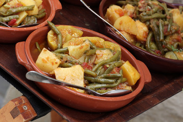 Potatoes with string beans