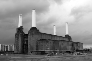 Battersea Power Station - 26996795