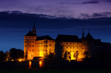Fototapeta na wymiar Torgau Burg Surround - Torgau zamek noc 02