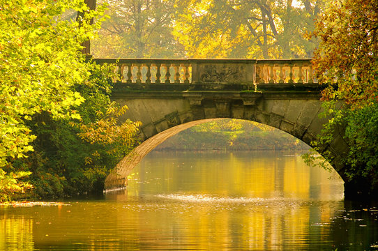 Woerlitzer Park Neue Bruecke 02