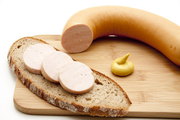 Fleischwurst mit Senf