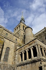 Fototapeta na wymiar clocher de l'abbaye du Mont-Saint-Michel