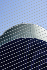 Obraz premium Two workers on the roof of the sports centre in Valencia