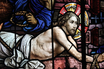 Die Passion Christi im Glasfenster in der Kirche Santa Teresa in Havanna