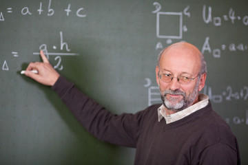 lehrer an der tafel
