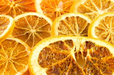 Keuken foto achterwand Plakjes fruit Gedroogde sinaasappelschijfjes