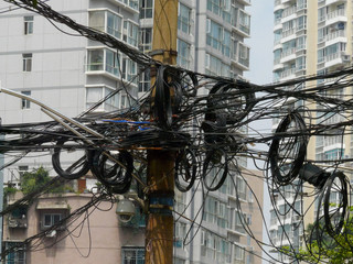 Noeuds dans les c&acirc;bles &eacute;lectriques