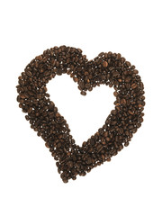 forma di cuore fatto con chicchi di caffe