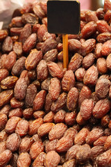 Dried dates