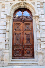 Porte d'immeuble à La Havane, Cuba