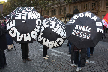 manifestation france, chomage, parapluie