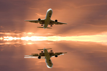 Airplane reflextion
