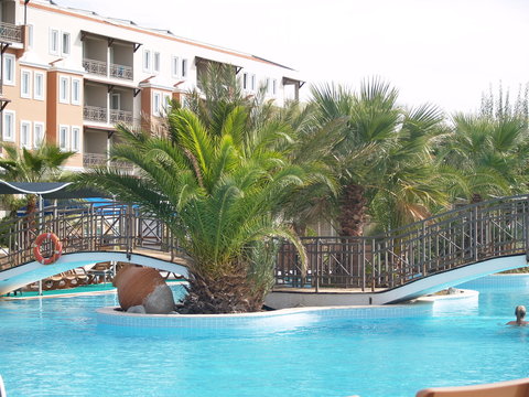 hotel yalis