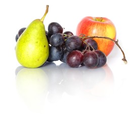 Birne, Trauben, Apfel