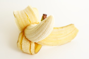Fototapeta na wymiar Geschälte Banane