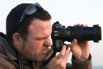 Fot&oacute;grafo en accion