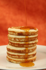 Pancake mit Ahornsirup