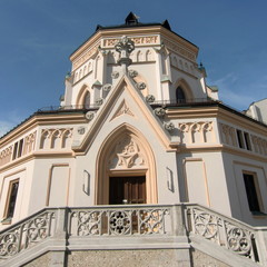 Fototapeta na wymiar Katolicki Kościół parafialny św Mikołaja w Rosenheim / Bawarii