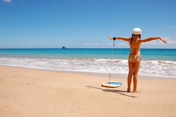 La fille sur la plage