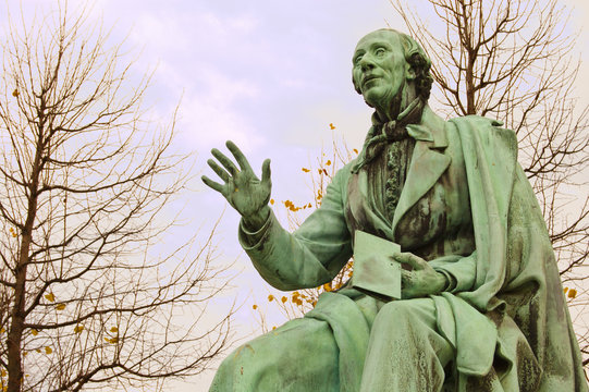 Hans Christian Andersen's statue in Rosenborg Have