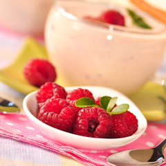 Frische Himbeeren als Beilage