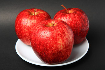 Red Apple