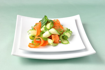 Zucchini salad with carrots