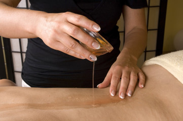 back oil spa therapy