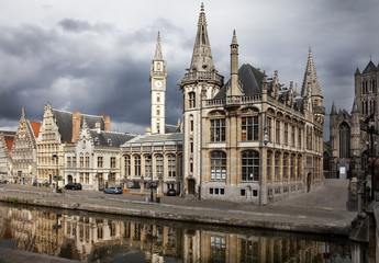 Fototapeta na wymiar The historical city core of Ghent, Belgium