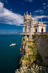 Het bekende kasteel Zwaluwnest bij Jalta