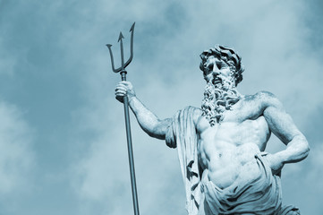 Statue Neptun - obrazy, fototapety, plakaty