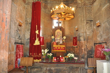 interieur eglise armenienne erevan