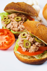 Tuna sandwich