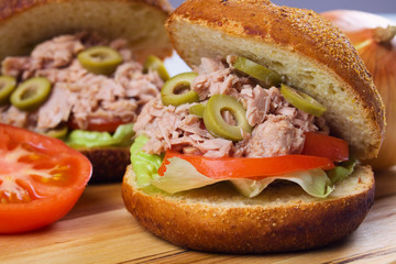 Tuna sandwich