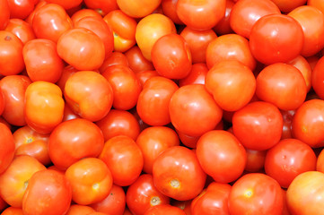 Background Of Red Tomatoes On Display
