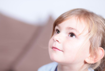 Portrait eines kleinen Mädchens