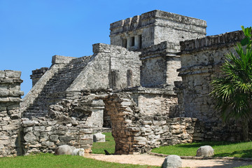 Fototapeta na wymiar Ruiny Majów w Tulum Meksyk